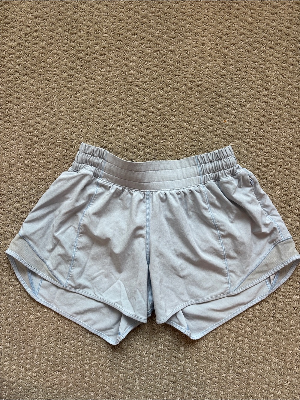 Lululemon light blue hotty hot shorts 4” inseam size 4
